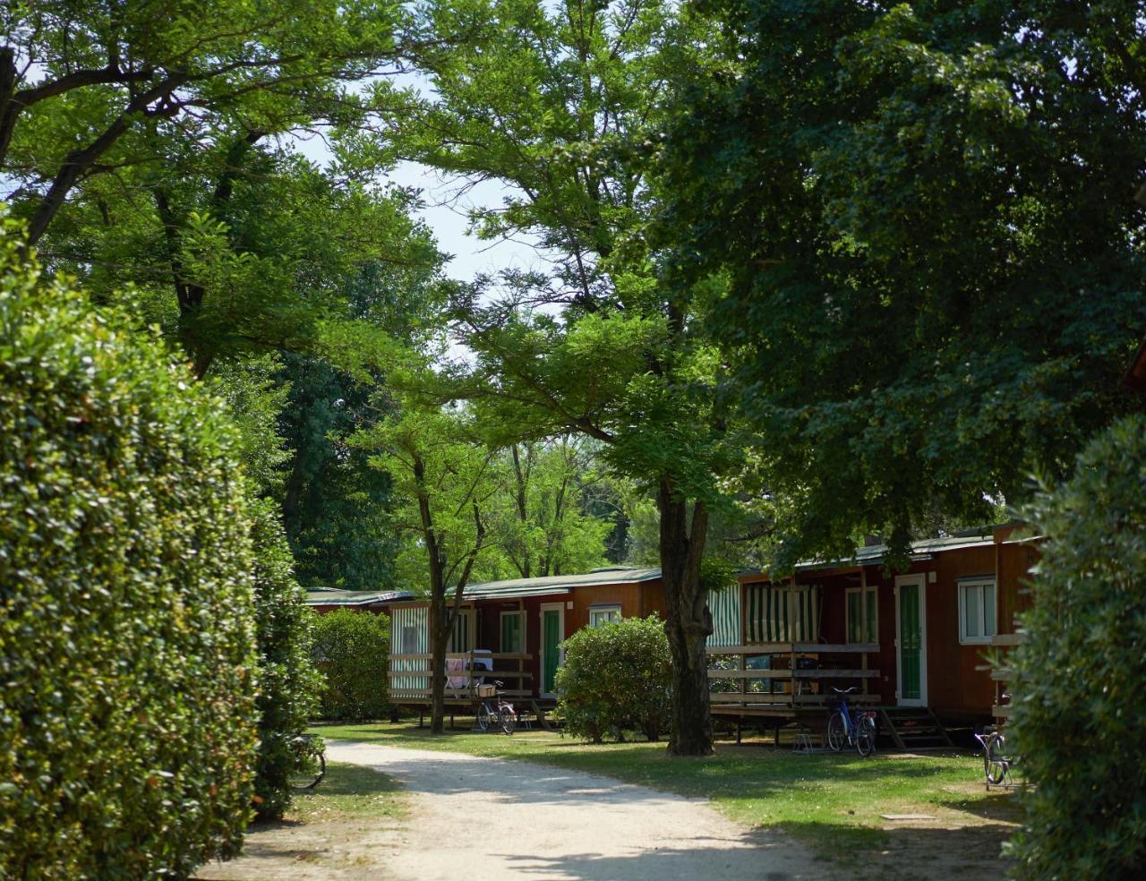 Camping Village Capalonga Бибионе Екстериор снимка