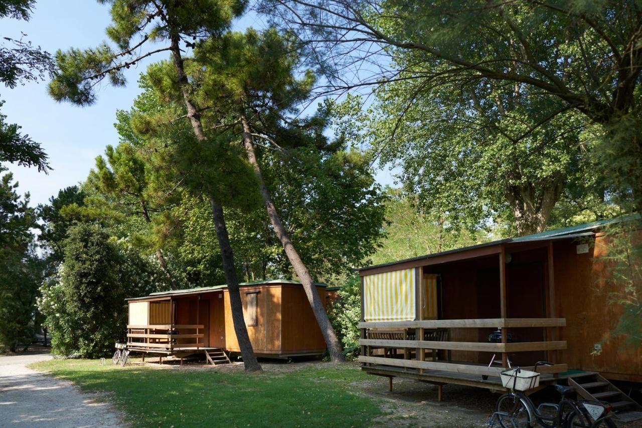 Camping Village Capalonga Бибионе Екстериор снимка