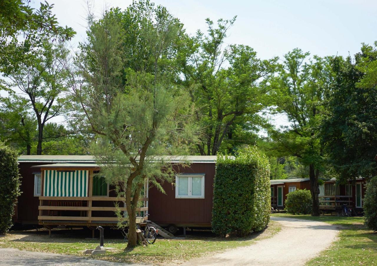 Camping Village Capalonga Бибионе Екстериор снимка