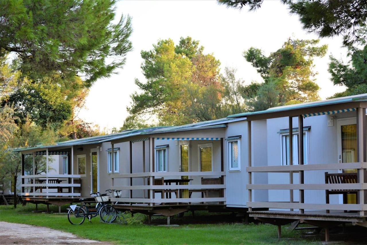 Camping Village Capalonga Бибионе Екстериор снимка