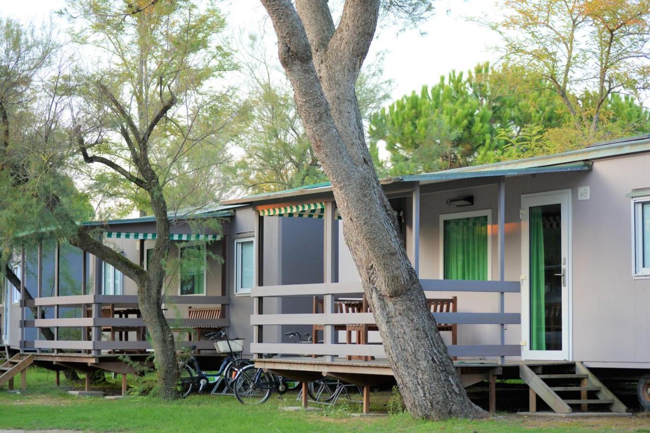 Camping Village Capalonga Бибионе Екстериор снимка