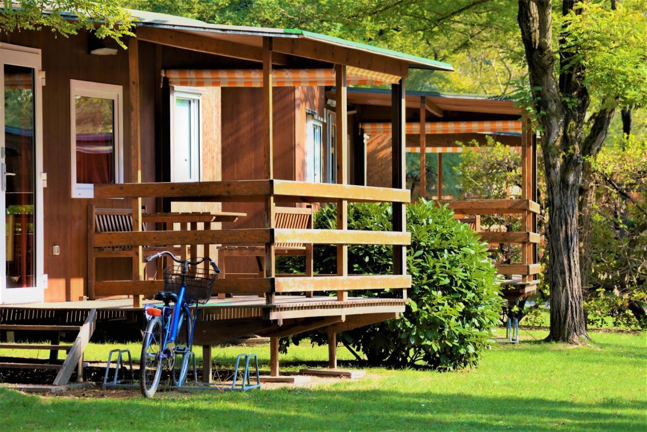 Camping Village Capalonga Бибионе Екстериор снимка