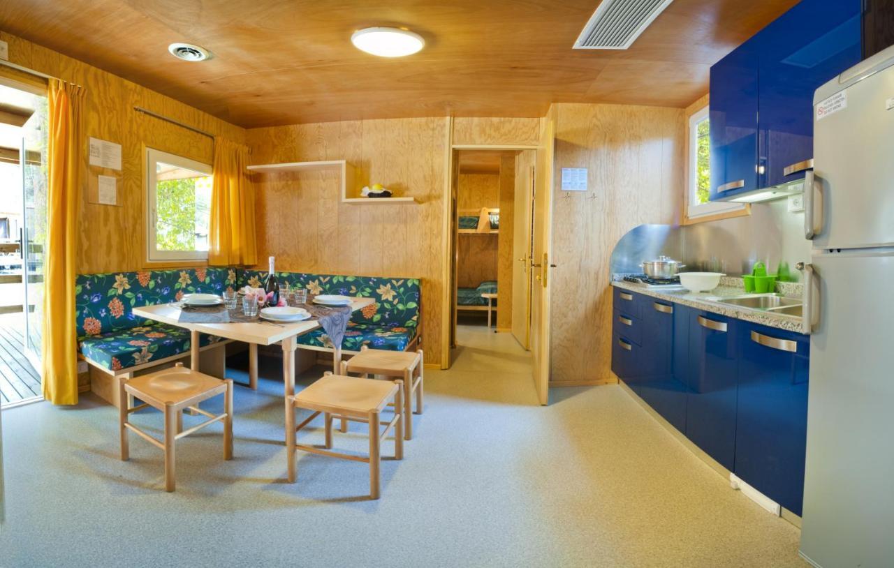 Camping Village Capalonga Бибионе Екстериор снимка